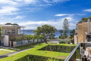 Image of Sea Grange - harbour views, prime location