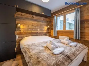 Image of Appartement rénové plein cœur Alpe d'Huez, proche pistes, parking gratuit - FR-1-645-24