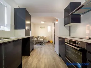 Image of 3BR Haven Retreat in Wallasey with FREE Street Parking