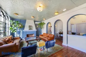 Image of Tower Hotel Little Havana