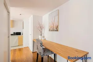 Image of Luxury 3-Storey Loft with free parking on premises