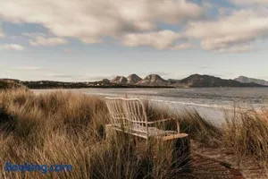 Image of Saltair Freycinet
