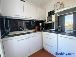 Image of Studio cosy avec très belle vue sur la mer et parking privé 2GP162