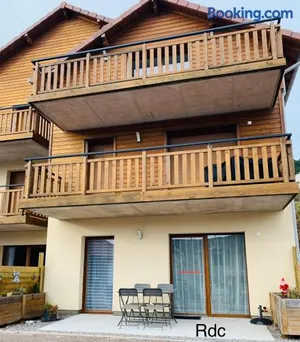 Image of Les balcons de la haie griselle