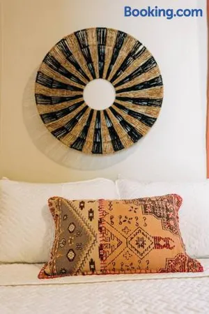 Image of Close to Downtown San Antonio,TX with private backyard and firepit