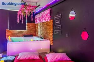 Image of Sweet Dreams Jacuzzi