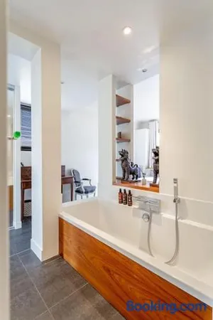 Image of Comfortion Mirage - appartement de luxe avec vue sur la Tour Eiffel et Paris