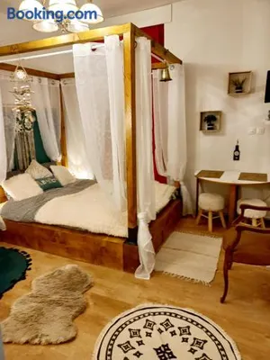 Image of STUDIO DU VOYAGE GARE D AURAY