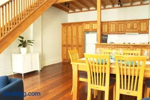 Image of 42 Lilys Central Heritage Westend