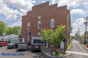 Image of Zionsville Historical Retreat