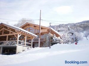 Image of Les Deux Tetes 2 Chez Fifine