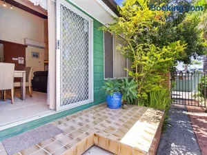 Image of Macadamia Court 2 8 Government Road