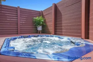 Image of Modern Executive Ocean View Oasis Shell Cove Mansion 5 Minutes to Beach Sleeps 16