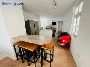 Image of Big House l 10 Beds l 5 Bedrooms l 2 Bathrooms l WIFI