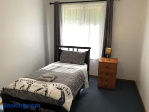 Image of The Cozy Penguin with Sea Views