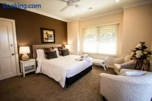 Image of Larkwood of Lorn