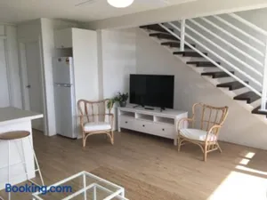 Image of Nalu - Hosted by Burleigh Letting