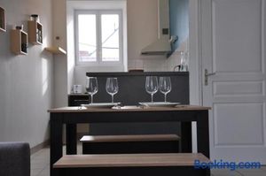 Image of nid douillet 4places 2lits cœur de ville logement Hote-Zen wifi