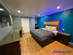 Image of BELL RESORT MOTEL