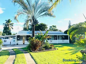Image of Moore Park Beach Gardens-walk to the beach