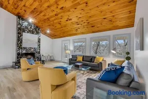 Image of Stunning Private House in the Hills Extra calm