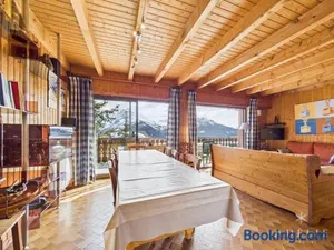 Image of Appartement spacieux, terrasse plein sud, proche pistes et commerces - FR-1-398-508