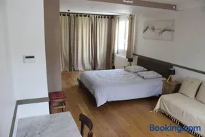 Image of chambre avec entrée indépendante
