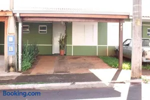 Image of Casa 02 Quartos Condomínio Aceita Pet