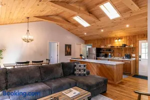 Image of Snaggys Retreat