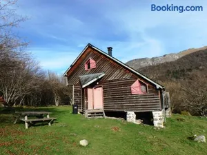 Image of Les chalets de la forêt d'Issaux