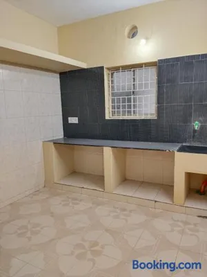 Image of Srinivasa Serviced Apartment keelkattalai