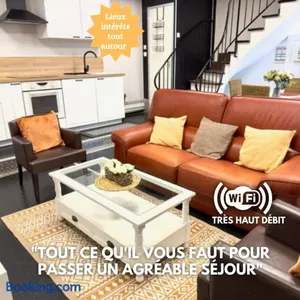 Image of Le clos notre Dame proche du bord de mer
