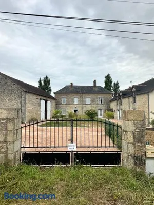 Image of Chateau Saintonge