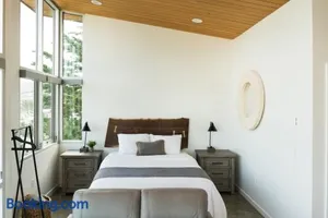 Image of Anchor Inn Pacifica