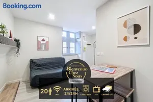 Image of Riom - Immeuble 20 Couchages et 10 Lits