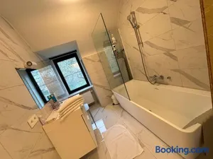 Image of Nummer 151 villastudios