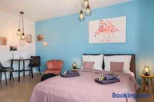 Image of Immo-Vision - Tropical Design Apartment, Zentral, Parkplatz, Küche, Wlan