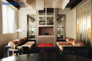 Image of Pied A Terre Oberkampf