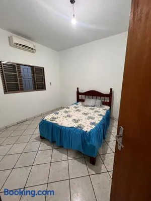 Image of CASA BEM LOCALIZADA E AMPLA