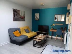 Image of La Résidence immeuble proche place François 1er