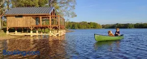 Image of Lacustra Cabanes accessibles en canoé et Chalets tout confort