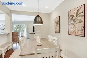 Image of 408 Mariner's Circle