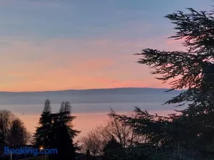 Image of Le Mirabeau Vue Lac