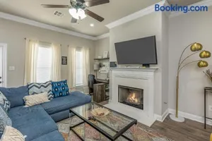 Image of Boho Retreat! Home away from Home! Tv in Each Room