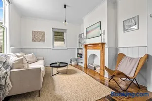 Image of Tranquil Launceston Getaway - You'll fall in love!