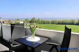 Image of Tief 10 „Meerblick Deck 9“