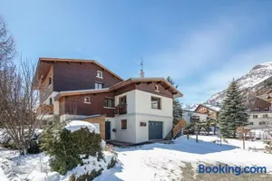 Image of Le Chalet