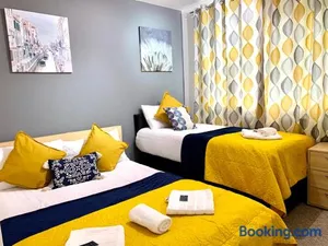 Image of London Excel 2 Bedrooms, Reception, Spacious Apartment