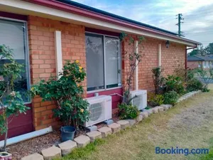Image of 4 Bedroom, 3 bath room home in Kingswood NSW, free WIFI Internet, free parking