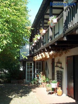 Image of Hotel garni & Oma's Heuhotel 'Pension zur Galerie'